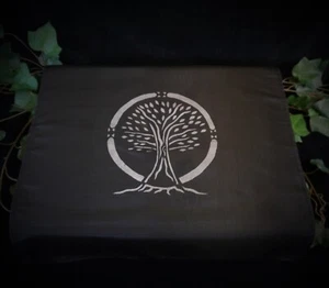 ALTAR CLOTH WITH Tree of life DESIGN Wicca Pagan witchcraft - Picture 1 of 1