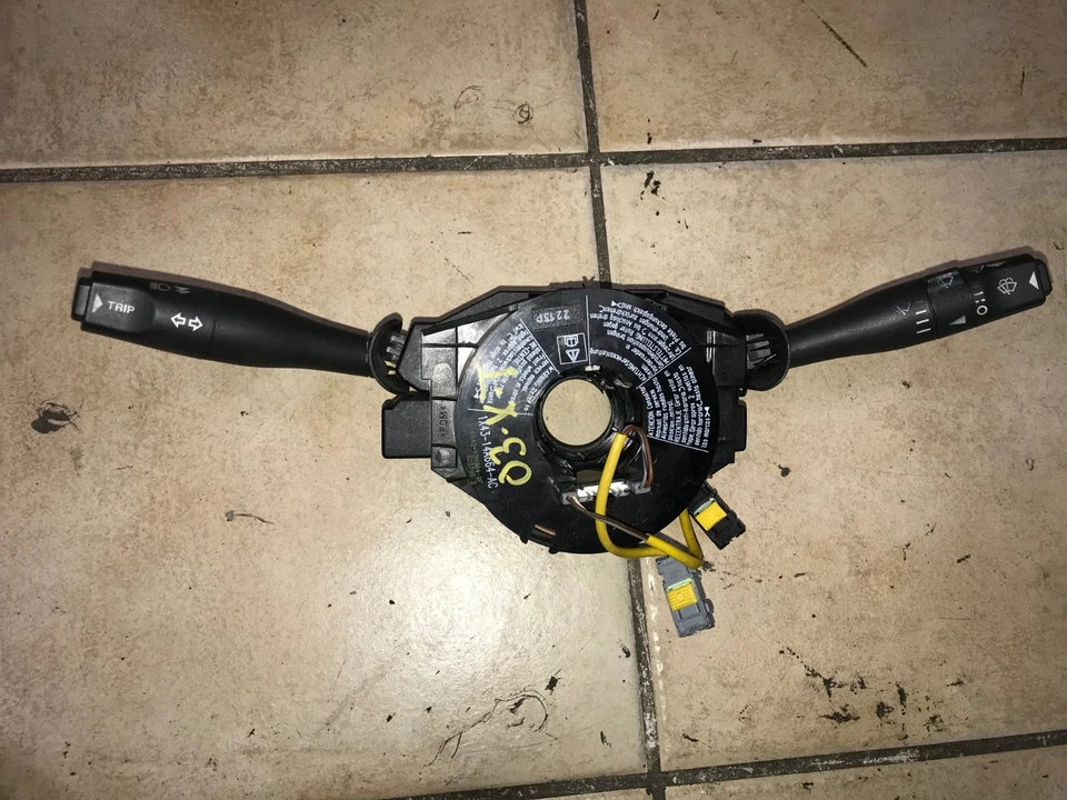 2002-2003-2004-2005-2006-2007-2008 JAGUAR X-TYPE RELOJ RESORTE CON INTERRUPTORES  Foto 1 de 1