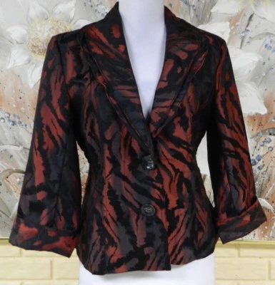 BLAZER ERIN LONDON TALLA MEDIANA ROJO OSCURO/NEGRO USADO EN EXCELENTE ESTADO MANGA CON PUÑOS DE 2 BOTONES Foto 1 de 4