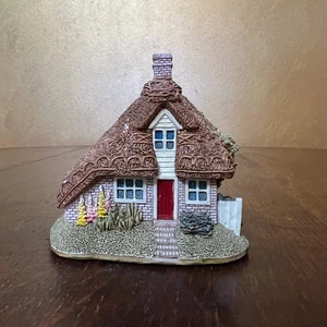 Lilliput Lane Two Hoots Miniature - Imagen 1 de 6