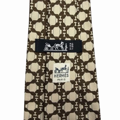 Corbata de colección Hermes para hombre logotipo "H" tostado/marrón satinado seda 641 TA 4" (W) x 57,25" (L) usada en excelente estado Foto 1 de 4
