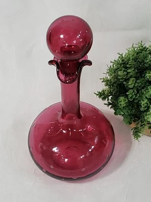 Vtg MCM Diana? Handcraft Glass 10” Decanter Cranberry Controlled Bubble *READ - image 1 of 4