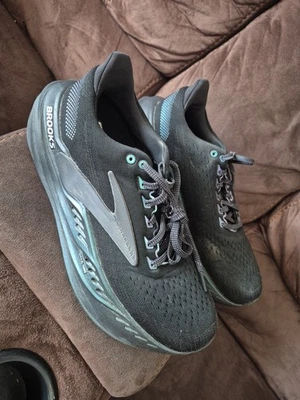 Brooks glycerin max LIMITED EDITION. Aurora Black. Used. Size 10.5. 1104471D026 - image 1 of 4