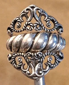 Anillo Carolyn Pollack ornamentado de plata de ley banda cónica ornamentado talla 9 - Imagen 1 de 8