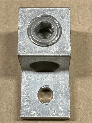 CMC LA-250 Y CU9AL 6-250kcmil 5/16" HEX & 5/16" Mounting Hole - Image 1 of 4