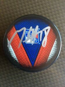 MARC STAAL NY RANGERS Signed Autographed RANGERS PUCK with Case * Hockey NHL