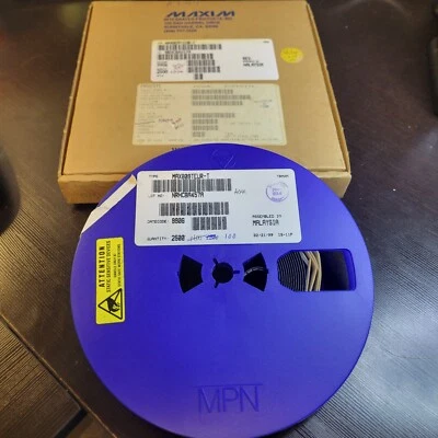 ( 800 pcs) MAXIM MAX809TEUR-T MAX809TEUR Voltage Regulator New T&R sale $89 - Image 1 of 3