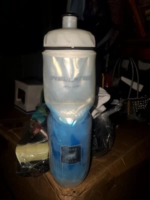 Polar USA Water Bottle Sport Insulated Water Bottle Cycling 24oz Blue/White - Image 1 of 2