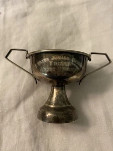 E P N S ENGLAND 2.25”H PRESENTATION CUP F WATTS JUNIOR MEMBER 1972 JAMES PINCHIN - Picture 1 of 4