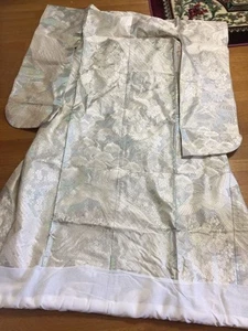 New Uchikake Of Silver Thread Kimono Woven Fabric Of Silver And White Threads - Picture 1 of 5