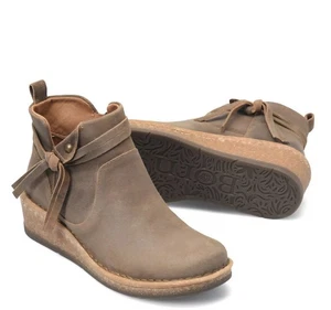Born Vaughn Taupe Vaughn Distressed Suede Zip Boots-New - Ret $150 Sz 8.5 - Picture 1 of 12