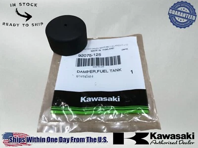 (2) Bollo amortiguador de goma tanque de combustible Kawasaki OEM z1 kz400 kz900 -92075-125 Foto 1 de 4