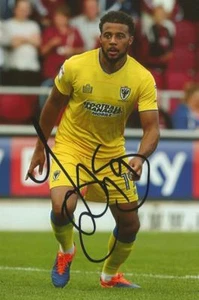 AFC WIMBLEDON: FOTO AZIONE 6x4 firmata Tom Soares + certificato di autenticità - Foto 1 di 1