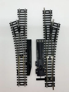 Life-Like HO Switch Right And Tyco 18” Rl.h. r/c Switch Left Nickel - Picture 1 of 12