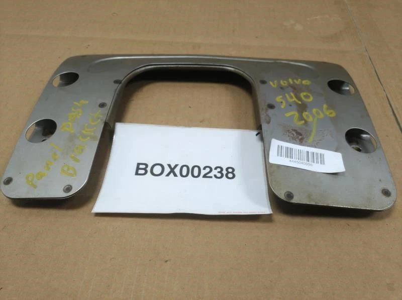 Volvo S40 2006 panel de instrumentos tablero soporte OEM+ Foto 1 de 4