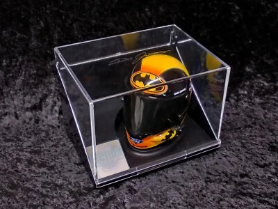 Casco de carreras Dale Jarrett 1998 Batman 1:4 en vitrina Foto 1 de 4