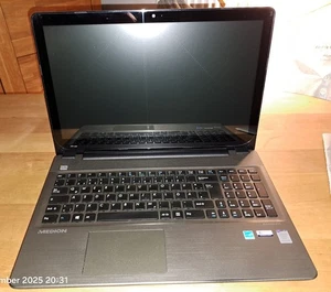 39,6 cm / 15,6" - Medion Akoya Notebook E6412T - MD99450 - Bild 1 von 6