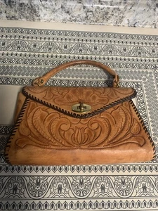 Hand crafted leathercraft handbag with saddle stitch. Great condition - Picture 1 of 13