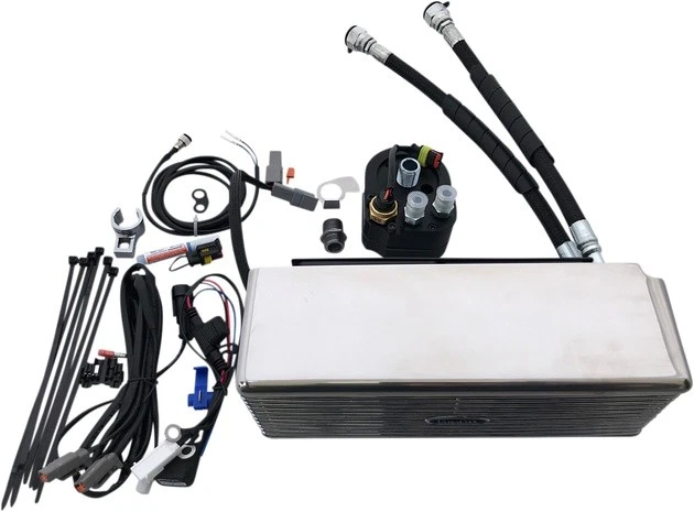 Enfriador de montaje de regulador inferior Ultracool 3.0 para Harley Davidson Dyna cromado S&S Foto 1 de 1