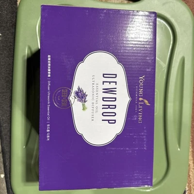 DIFUSOR ULTRASÓNICO ACEITE ESENCIAL YOUBG LIVING ROCÍO NUEVO EN CAJA Foto 1 de 2