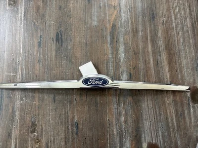 2004 2005 2006 2007 Ford Taurus передняя решетка вставная эмблема YF12-8216-AA - Изображение 1 из 4