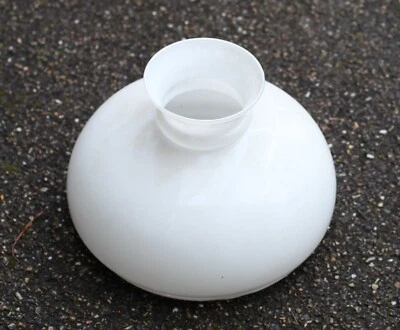 Verrerie opaline blanche pour lustre/suspension.  27,5 cm diamètre du support - Photo 1/4