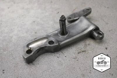 Soporte pinza freno delantero Honda CB500 1973 V1-7129.QQ Foto 1 de 4