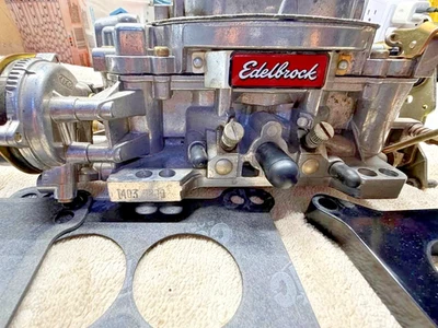Carburador Edelbrock 1403 8298 4 bbl 500cfm Foto 1 de 4
