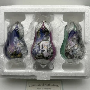 Bradford Editions Fairyland Erbstück Porzellan Ornamente inspirieren Reise entdecken - Bild 1 von 6