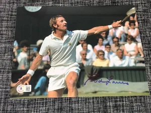 ROD LAVER SIGNED AUTOGRAPH 8X10 PHOTO TENNIS HOF LEGEND BECKETT BAS COA - Picture 1 of 1