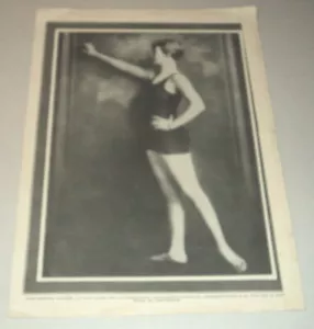 14 YEAR OLD WORLD RECORD SWIMMING CHAMPION CORRINE CONDEN - 1928 magazine photo - Picture 1 of 2