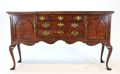 HENRENDON MAHOGANY BUFFET/SIDEBOARD Cover
