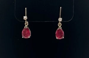 925 Sterlingsilber vergoldet Birnenschliff roter Rubin und Diamant 1" Ohrhänger - Bild 1 von 6