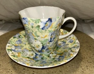Vintage Queen's ENGLISH CHINTZ Teetasse Untertasse Fine BoneChina blau gelb weiß Blumen - Bild 1 von 14