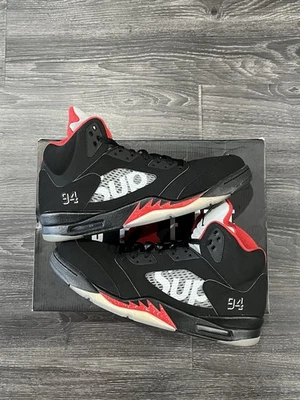 Supreme x Air Jordan 5 Retro ‘Black’ - Image 1 of 4