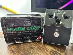 Stone Deaf PDF-1 Parametric Distortion Filter (Queens of the Stone Age) - Picture 1 of 5