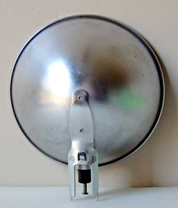 Vintage Flash-bulb Reflector - top mount on camera MINT - Picture 1 of 7