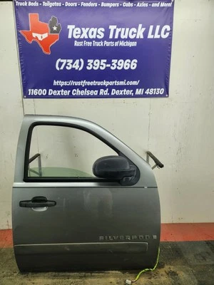 2007-2013 Chevrolet Silverado / GMC Sierra 1500 2500 3500 HD RH Front Passenger  - Image 1 of 4
