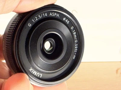 Panasonic LUMIX G 14mm F/2.5 ASPH Wide Angle Lens from Japan [Exc++] #2425734A - Image 1 of 4