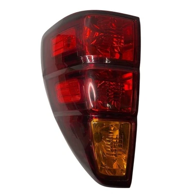 Luz trasera derecha para pasajero Toyota Lexus GX470 H-DE17-D Foto 1 de 4