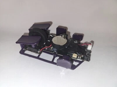 Ultralight Fingertip Wireless Gaming Mouse (Logitech G305) - Image 1 of 4