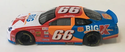 Racing Champions Darrell Waltrip NASCAR 2000 Route 66 Victory Tour 1:24 Diecast Foto 1 de 4