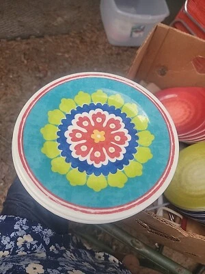 Lote de 13 Platos Florales de Melamina Better Homes & Gardens 8.5"  Foto 1 de 2