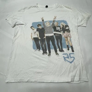 R5 Band Music Concert White Graphic T Shirt Sz M - Picture 1 of 10