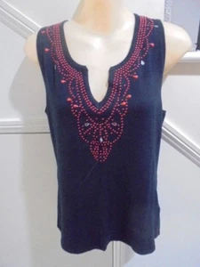 QUEENSPARK WOMAN NWOT size M 14 Black Knit Red Beading Feature TOP # - Picture 1 of 3