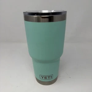 YETI Rambler 30 oz Stainless Steel Vacuum Insulated Tumbler Seafoam W/ Lid - Picture 1 of 8