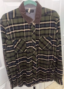 Aeropostale Women's Green Plaid Flannel Button Up Size Medium Long Sleeve - Picture 1 of 3