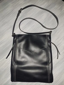 G.I.L.I. Leather Double Zip Flat Crossbody BLACK RTL$122 - Picture 1 of 6