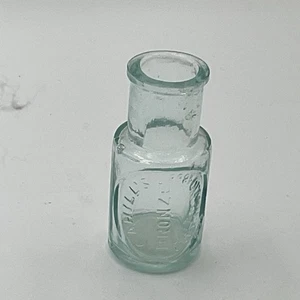 Peerless Cahill's "Bronze" Flasche, Pat. Nov 10 1868 Aqua 3" - Bild 1 von 3