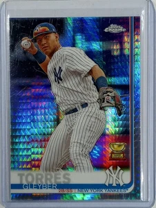 2019 Topps Chrome Gleyber Torres #86 Prism Refractor - Picture 1 of 3